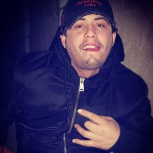 Meet your Posher, Luis